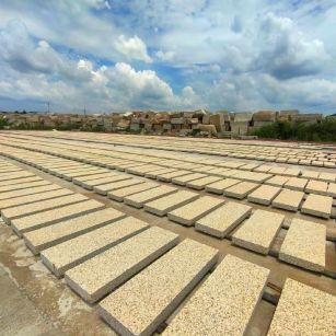 荆门 黄金麻荔枝面花岗岩石材地铺石防护中