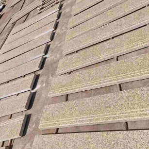 荆门 黄金麻花岗岩光面楼梯踏步