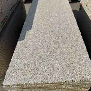 荆门 黄金麻花岗岩荔枝面毛板，半成品