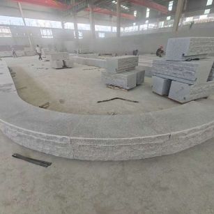 荆门 芝麻白异形坐凳，自然面光面弧形加工