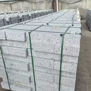 荆门 白麻花岗岩路沿石，弧形路沿石，道牙石，马路牙子，界石，路缘石，平沿石，直岩石，平缘石等