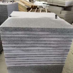 荆门 芝麻白5公分火烧地铺成品，900*400，规格可定制