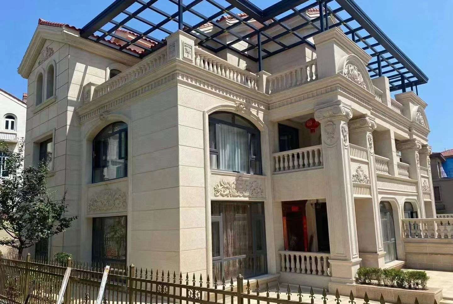 荆门 黄金麻花岗岩荔枝面别墅外墙干挂