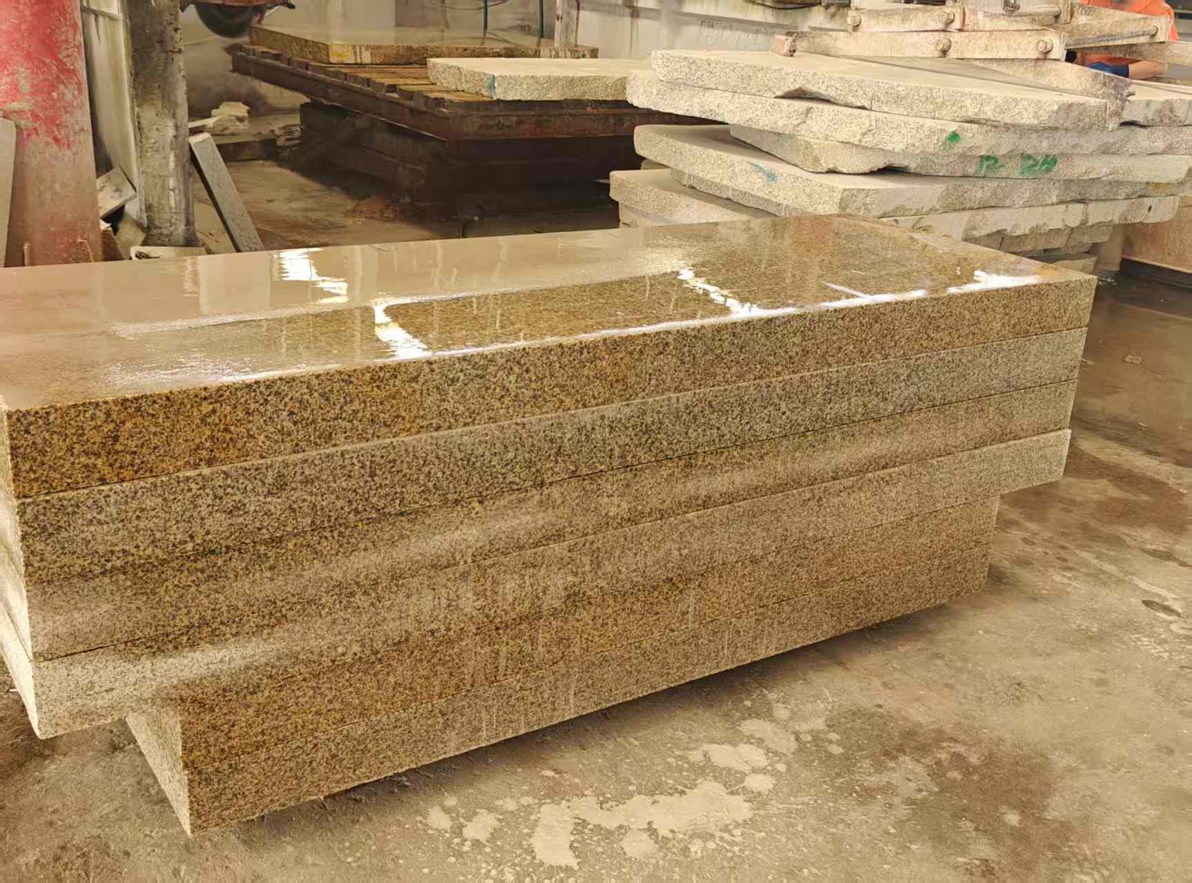 荆门 黄金麻栏杆料半成品加工中