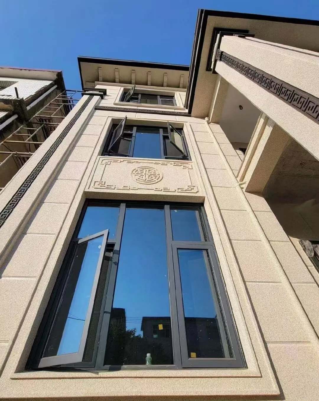 荆门 黄金麻荔枝面别墅外墙干挂效果展示