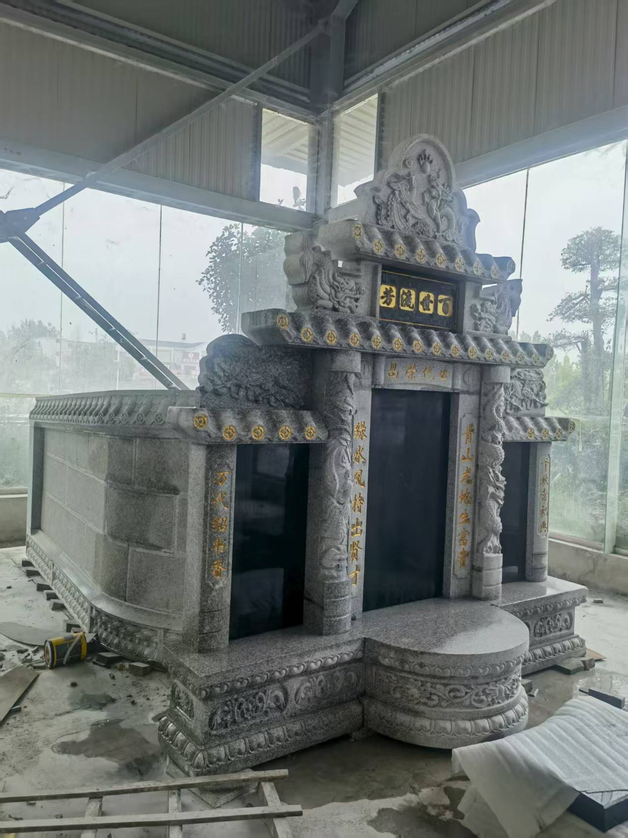 荆门 芝麻白墓碑效果展示图